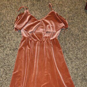 June and Hudsen Velvet Dress